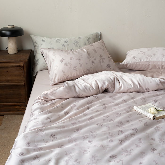 91家纺网 家纺一手货源 找家纺 禾时 2025新款60S兰精天丝数码印花四件套 知晓-玉