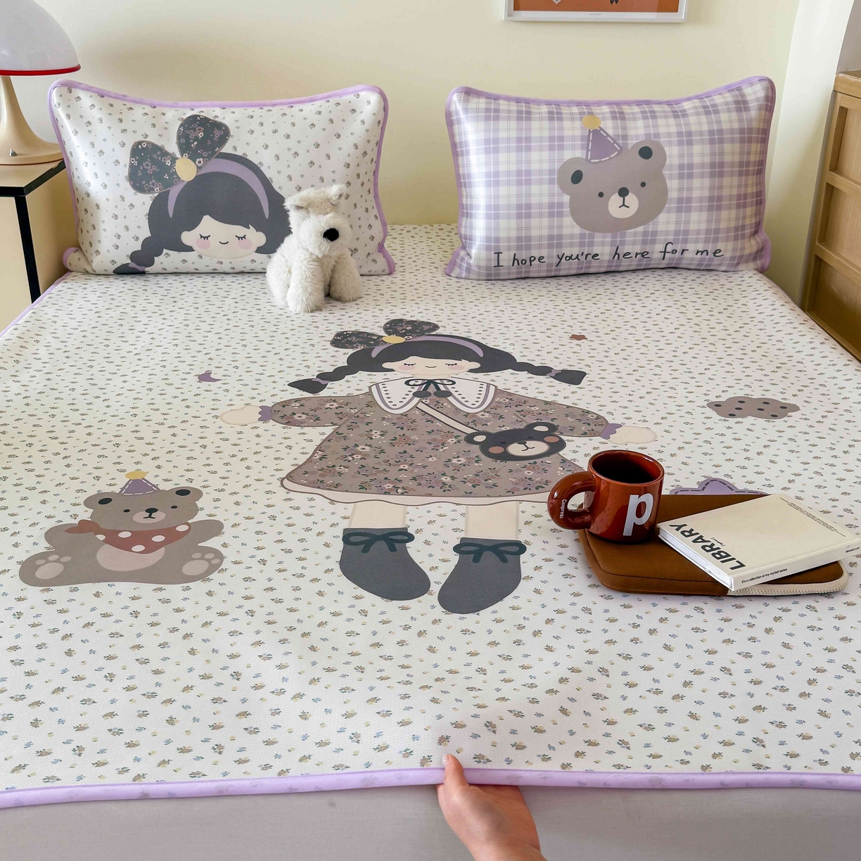 91家纺网 家纺一手货源 找家纺 美乐迪家纺 2025新款碳光凉感丝冰丝凉席席子 可爱女孩