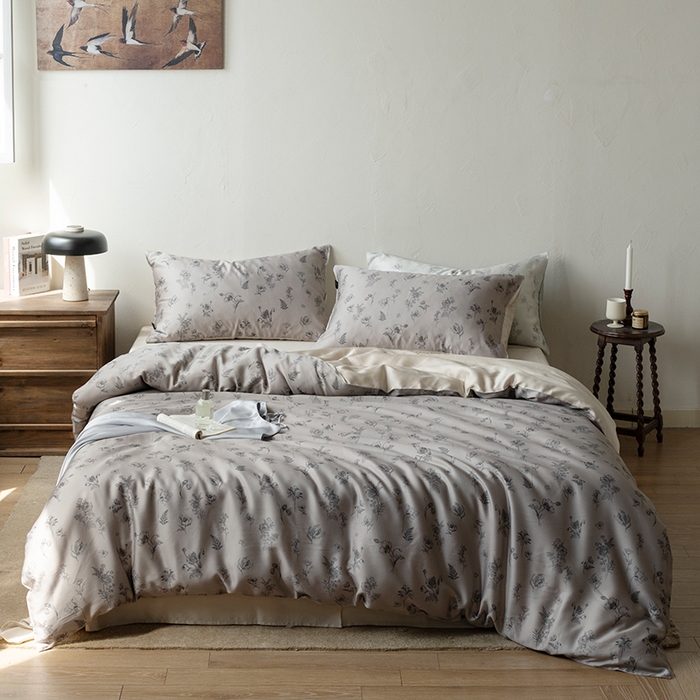 91家纺网 家纺一手货源 找家纺 禾时 2025新款60S兰精天丝数码印花四件套 知晓-棕