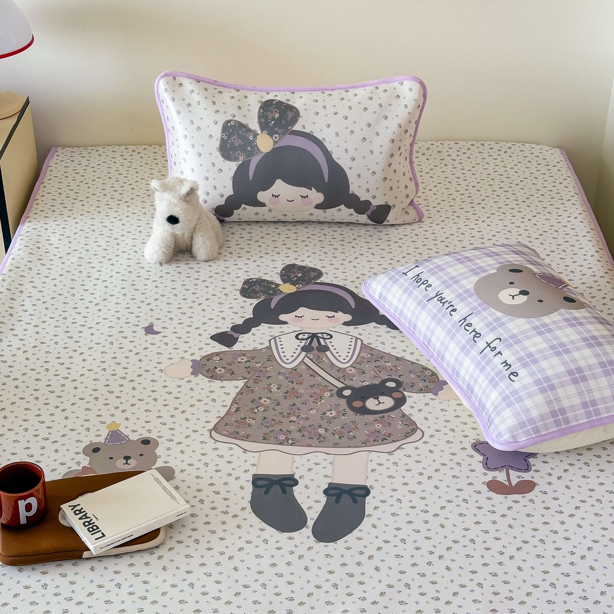 91家纺网 家纺一手货源 找家纺 美乐迪家纺 2025新款碳光凉感丝冰丝凉席席子 可爱女孩