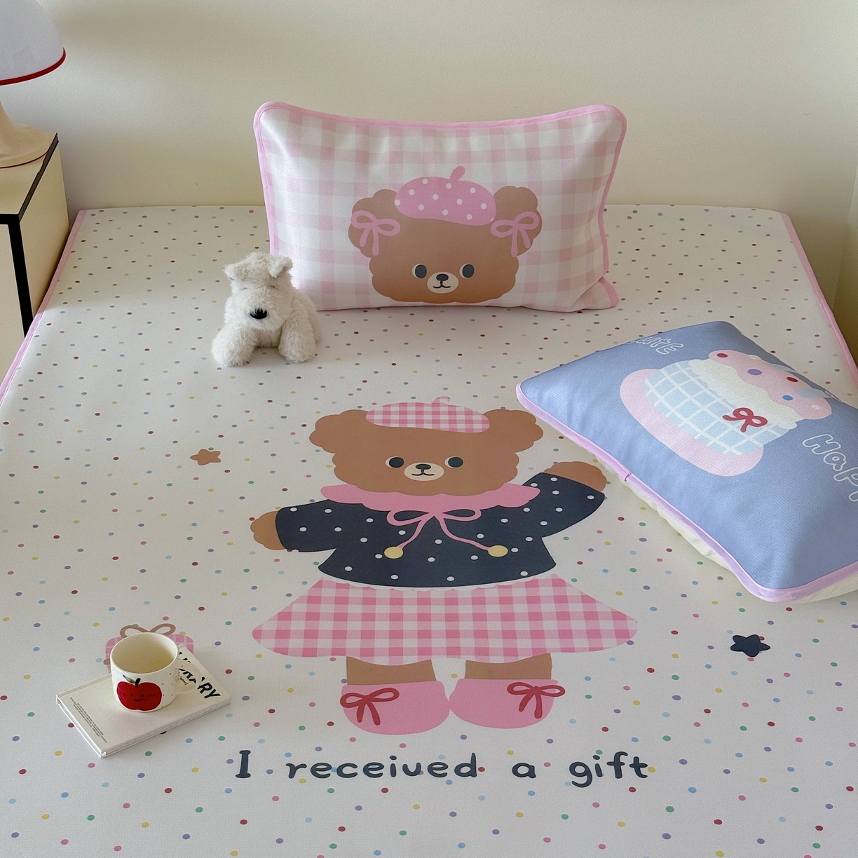 91家纺网 家纺一手货源 找家纺 美乐迪家纺 2025新款碳光凉感丝冰丝凉席席子 波点小熊