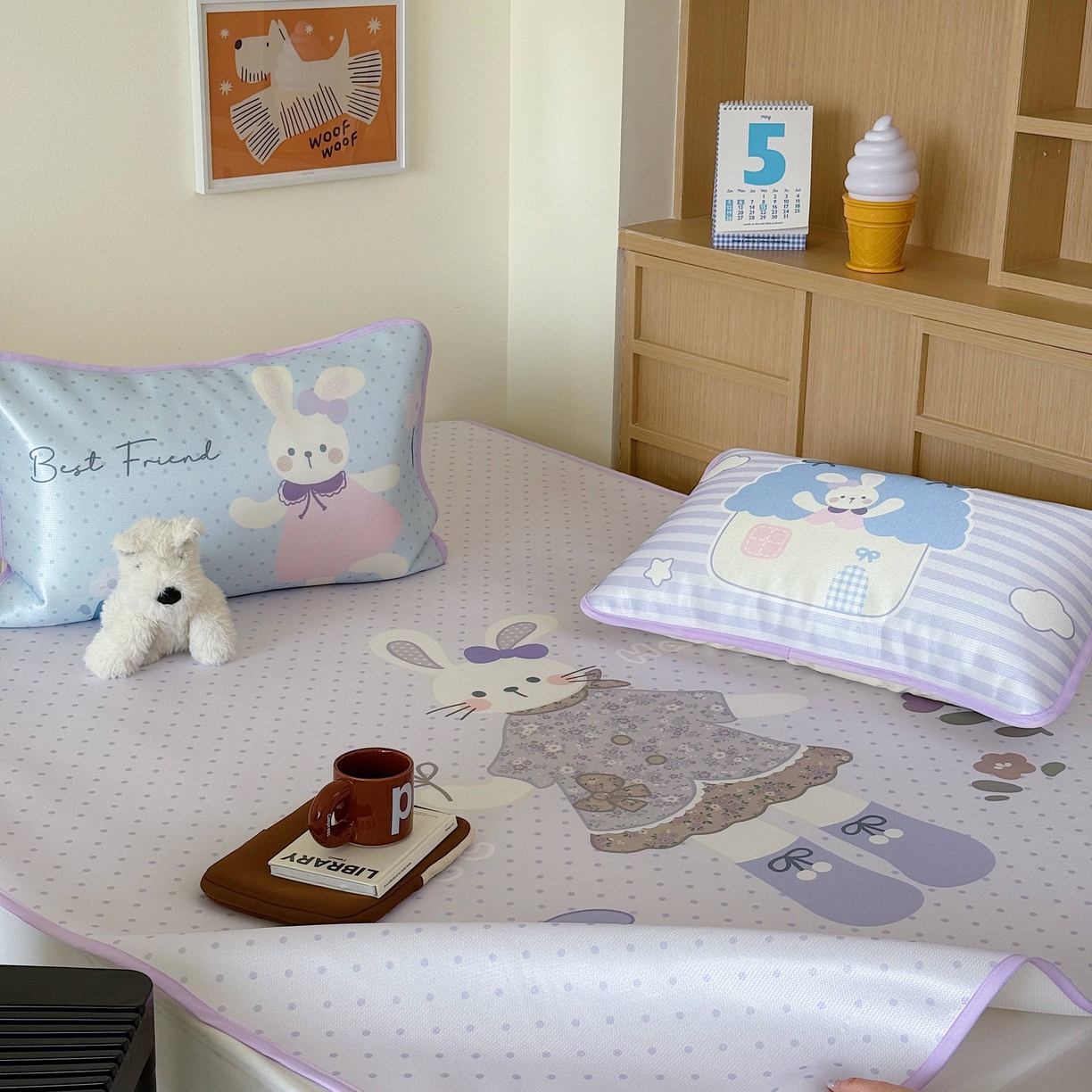 91家纺网 家纺一手货源 找家纺 美乐迪家纺 2025新款碳光凉感丝冰丝凉席席子 碎花小兔