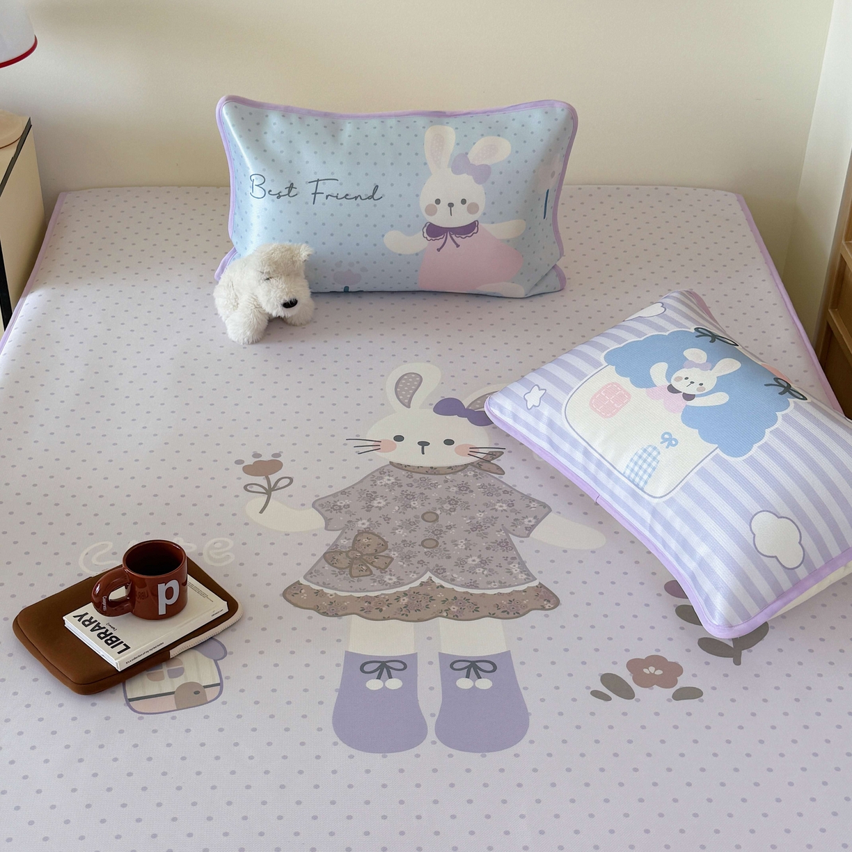 91家纺网 家纺一手货源 找家纺 美乐迪家纺 2025新款碳光凉感丝冰丝凉席席子 碎花小兔