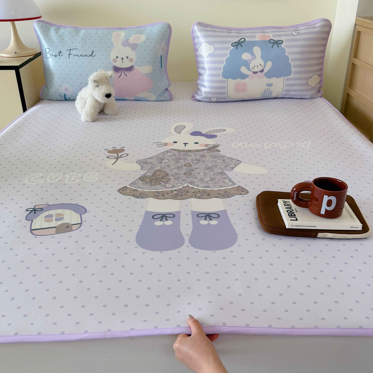 91家纺网 家纺一手货源 找家纺 美乐迪家纺 2025新款碳光凉感丝冰丝凉席席子 碎花小兔