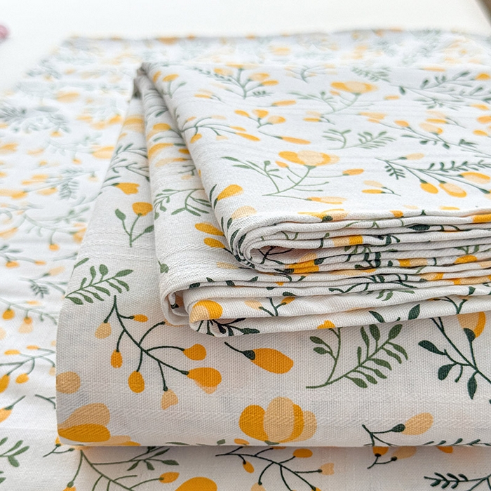 91家纺网 家纺一手货源 找家纺 红日子纺织品 2025新款直播热卖原棉提花锻条老粗布印花床单三件套 伴夏