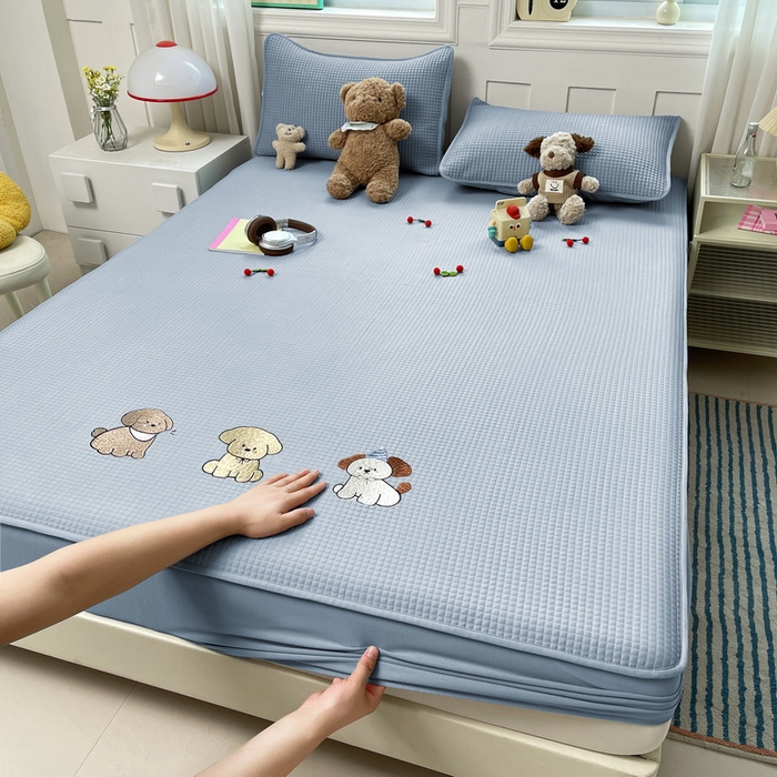 91家纺网 家纺一手货源 找家纺 （总）爱思凯家纺 2025新款【陪伴】PE凉感床笠款冰豆豆软席凉席席子-床笠款