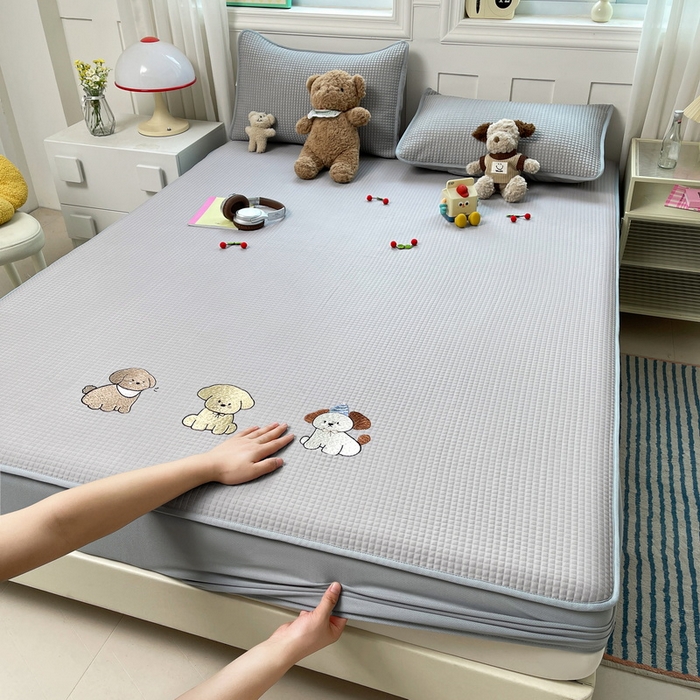 91家纺网 家纺一手货源 找家纺 （总）爱思凯家纺 2025新款【陪伴】PE凉感床笠款冰豆豆软席凉席席子-床笠款