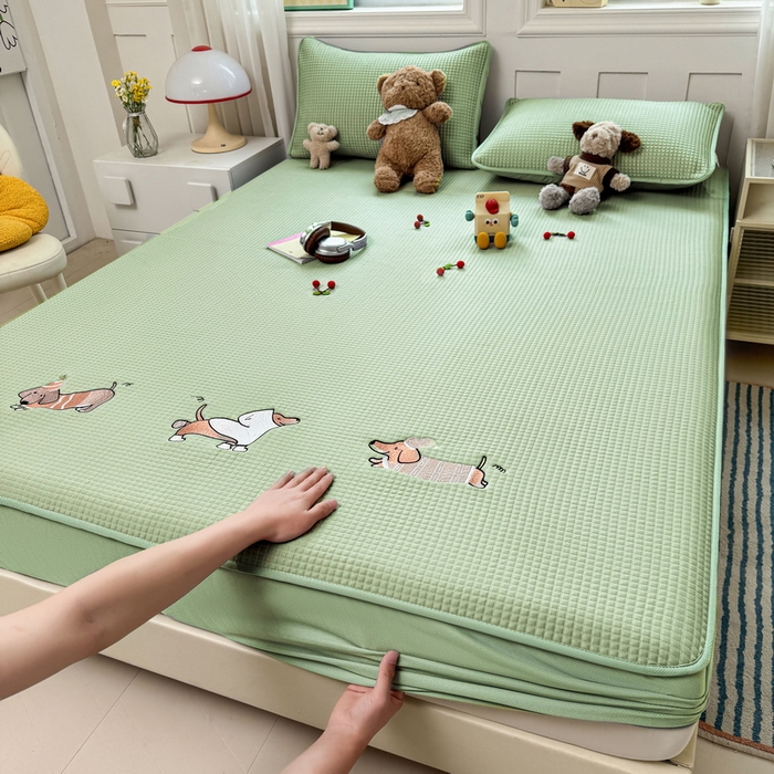 91家纺网 家纺一手货源 找家纺 （总）爱思凯家纺 2025新款【陪伴】PE凉感床笠款冰豆豆软席凉席席子-床笠款