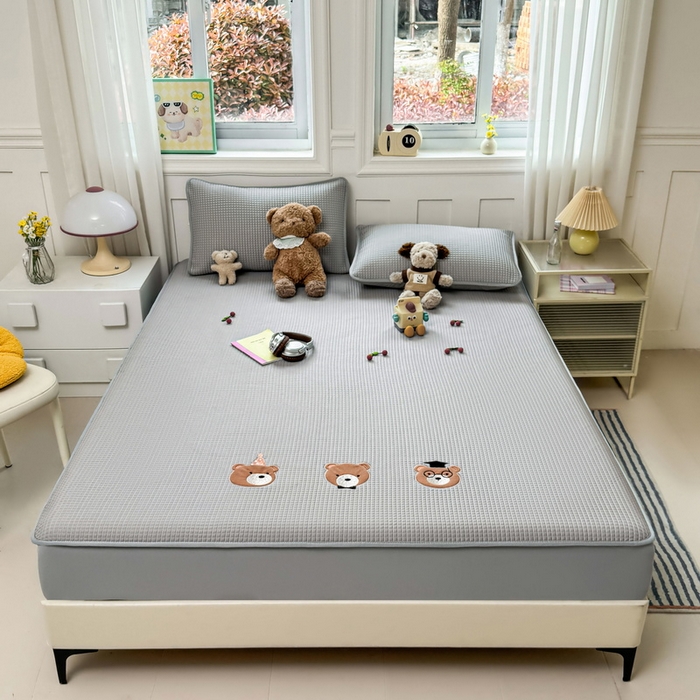 91家纺网 家纺一手货源 找家纺 （总）爱思凯家纺 2025新款【陪伴】PE凉感床笠款冰豆豆软席凉席席子-床笠款