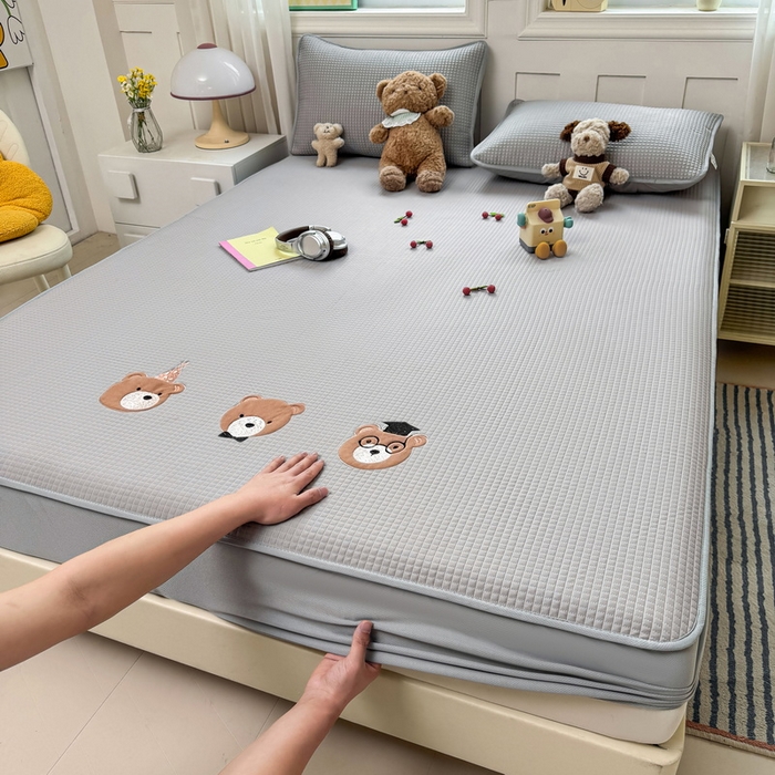 91家纺网 家纺一手货源 找家纺 （总）爱思凯家纺 2025新款【陪伴】PE凉感床笠款冰豆豆软席凉席席子-床笠款