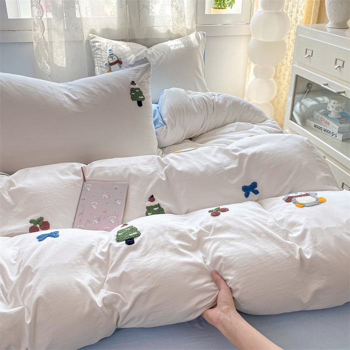 91家纺网 家纺一手货源 找家纺 （总）多品家纺 2025新款超柔水洗棉毛巾绣四件套系列-豆丁企鹅