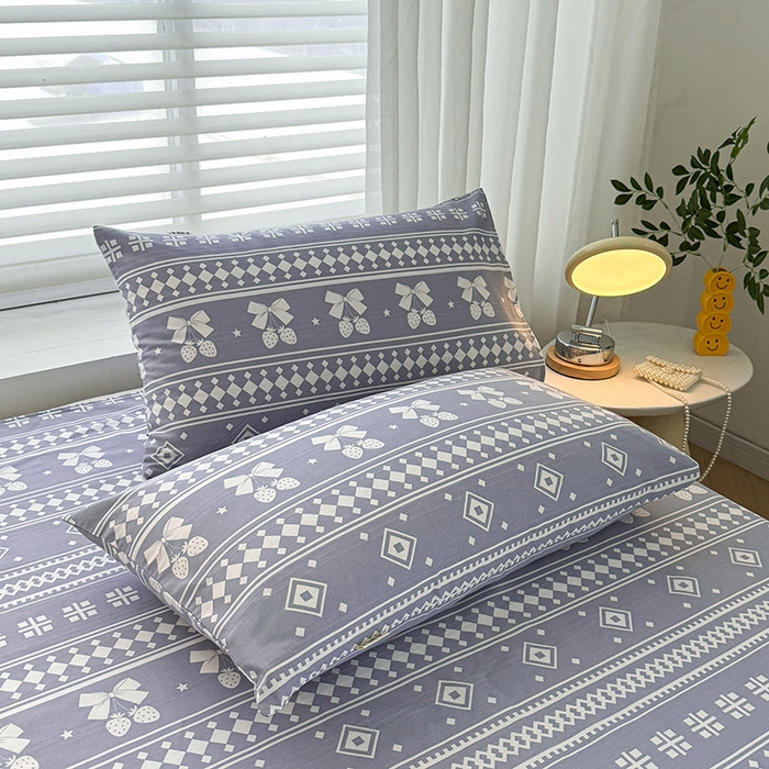 91家纺网 家纺一手货源 找家纺 红日子纺织品 2025新款直播热卖原棉提花锻条老粗布印花床单三件套 格子铺