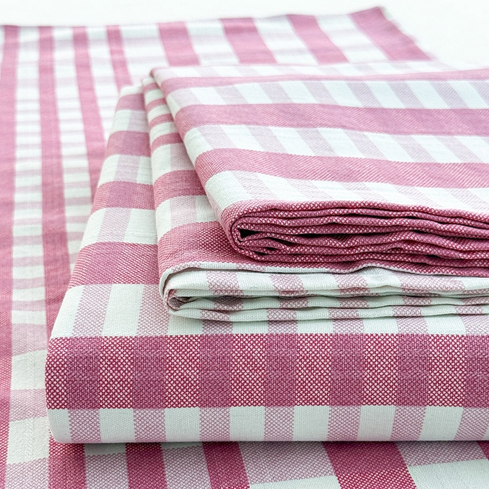 91家纺网 家纺一手货源 找家纺 红日子纺织品 2025新款直播热卖原棉提花锻条老粗布印花床单三件套 格调-粉