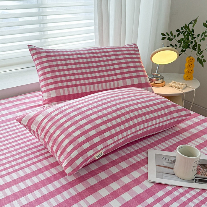 91家纺网 家纺一手货源 找家纺 红日子纺织品 2025新款直播热卖原棉提花锻条老粗布印花床单三件套 格调-粉