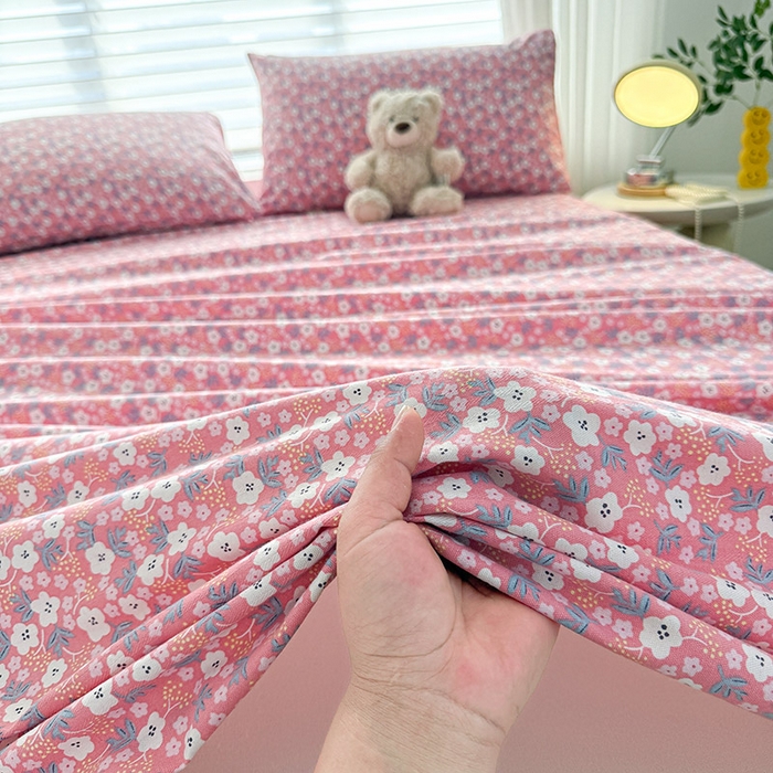 91家纺网 家纺一手货源 找家纺 红日子纺织品 2025新款直播热卖原棉提花锻条老粗布印花床单三件套 繁花-粉