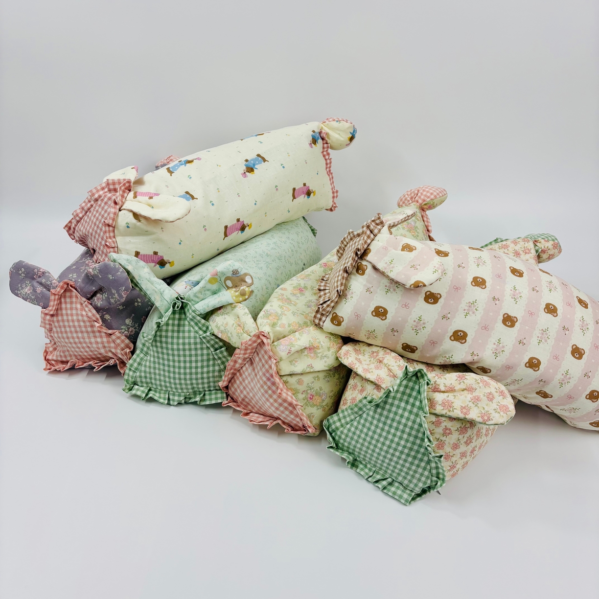 91家纺网 家纺一手货源 找家纺 露函(原乐尔馨 )2025春夏新款全棉纯棉小碎花兔兔荞麦枕单枕头枕芯 组合图仅供参考 50x25cm/只