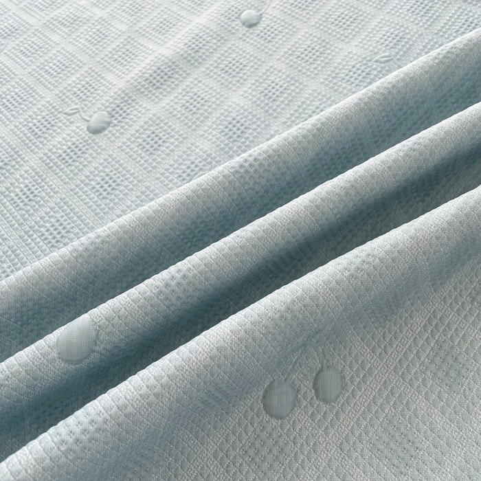 91家纺网 家纺一手货源 找家纺 恋佳居2025新款A类乙伦PE凉豆豆毛巾绣床笠冰丝席（床笠款） 樱桃—蓝