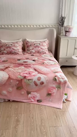 91家纺网 家纺一手货源 找家纺 （总）苹果星家纺 2025新款5D数码印花凉干丝床裙床盖凉席夏被四件套