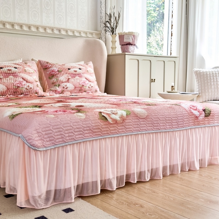 91家纺网 家纺一手货源 找家纺 苹果星家纺 2025新款5D数码印花凉干丝床裙床盖凉席夏被四件套 爱心熊