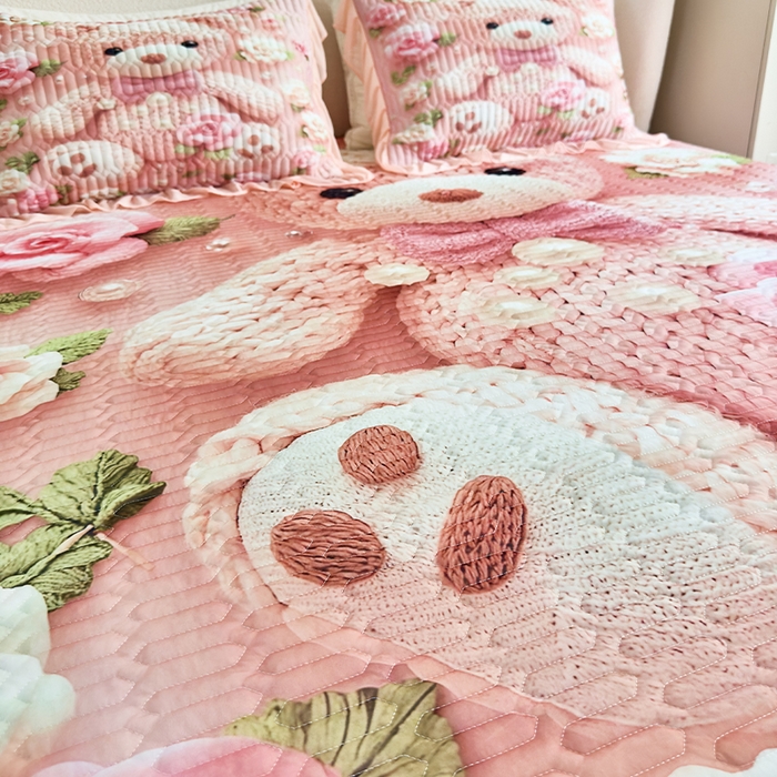 91家纺网 家纺一手货源 找家纺 苹果星家纺 2025新款5D数码印花凉干丝床裙床盖凉席夏被四件套 爱心熊