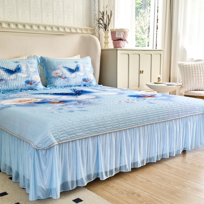 91家纺网 家纺一手货源 找家纺 苹果星家纺 2025新款5D数码印花凉干丝床裙床盖凉席夏被四件套 蓝蝶