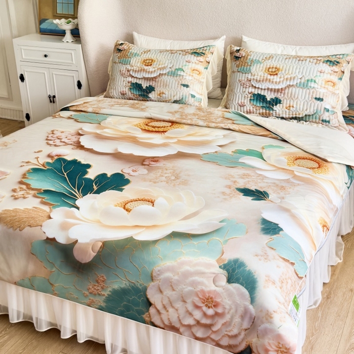 91家纺网 家纺一手货源 找家纺 苹果星家纺 2025新款5D数码印花凉干丝床裙床盖凉席夏被四件套 云栖花影
