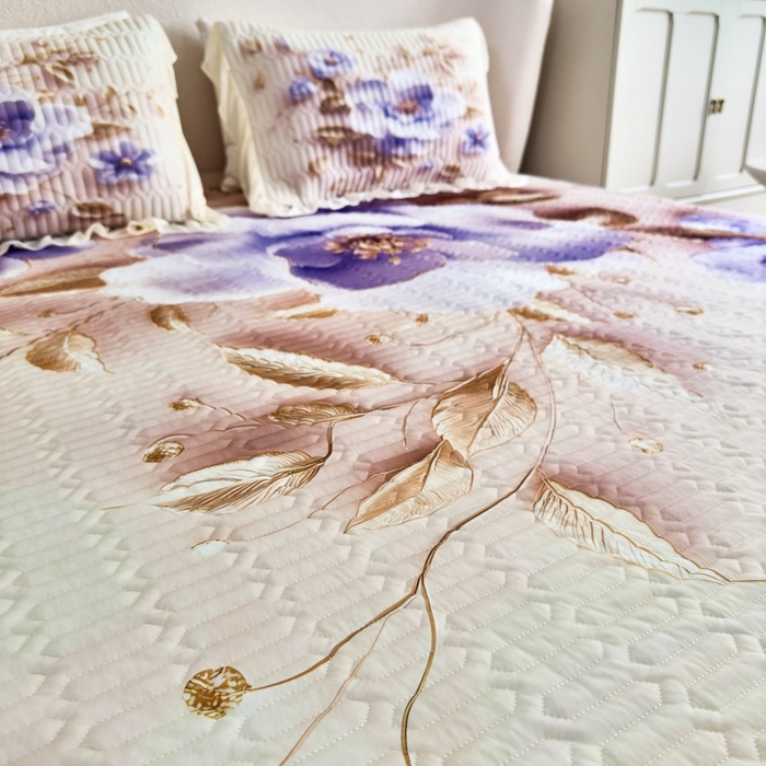 91家纺网 家纺一手货源 找家纺 苹果星家纺 2025新款5D数码印花凉干丝床裙床盖凉席夏被四件套 紫韵粉黛