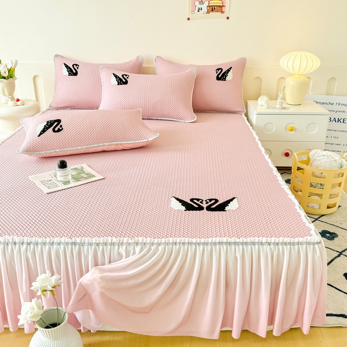 91家纺网 家纺一手货源 找家纺 （总）恋佳居2025新款A类乙伦PE凉豆豆毛巾绣仙女风冰丝席