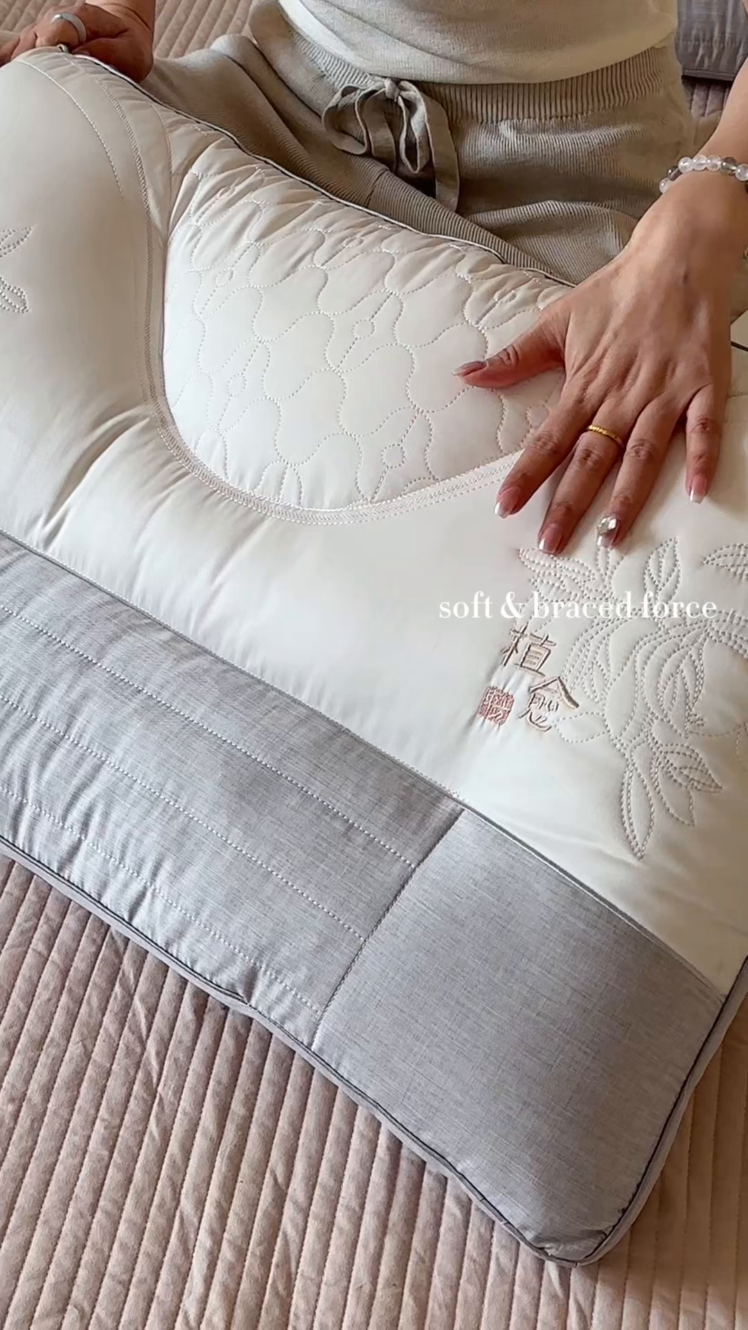 91家纺网 家纺一手货源 找家纺 （总）伟邦枕芯 2025新款执念助眠护颈枕枕头枕芯