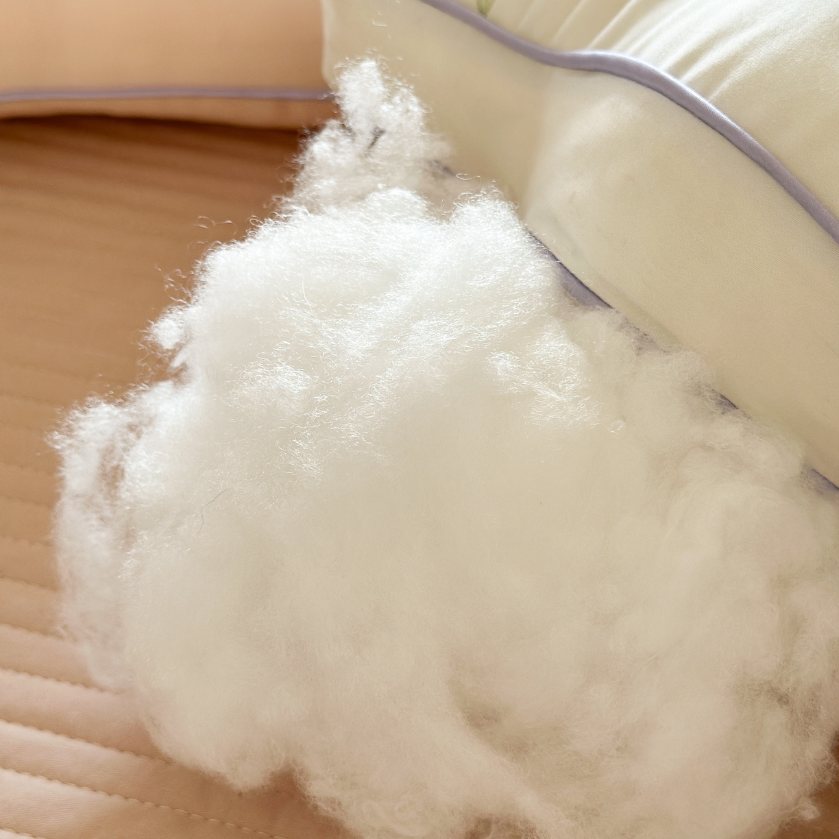 91家纺网 家纺一手货源 找家纺 伟邦枕芯 2025新款薰衣草立体护颈枕枕头枕芯 白色 48x74cm/只