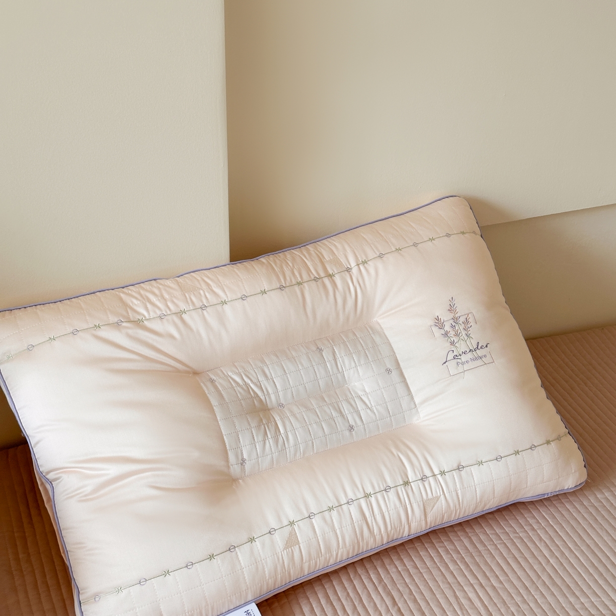 伟邦枕芯 2025新款薰衣草立体护颈枕枕头枕芯 粉色 48x74cm/只