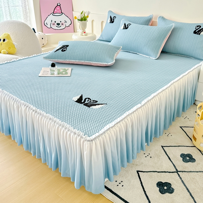 91家纺网 家纺一手货源 找家纺 恋佳居2025新款A类乙伦PE凉豆豆毛巾绣仙女风冰丝席 比翼双飞—蓝