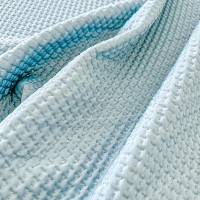 91家纺网 家纺一手货源 找家纺 恋佳居2025新款A类乙伦PE凉豆豆毛巾绣仙女风冰丝席 比翼双飞—蓝