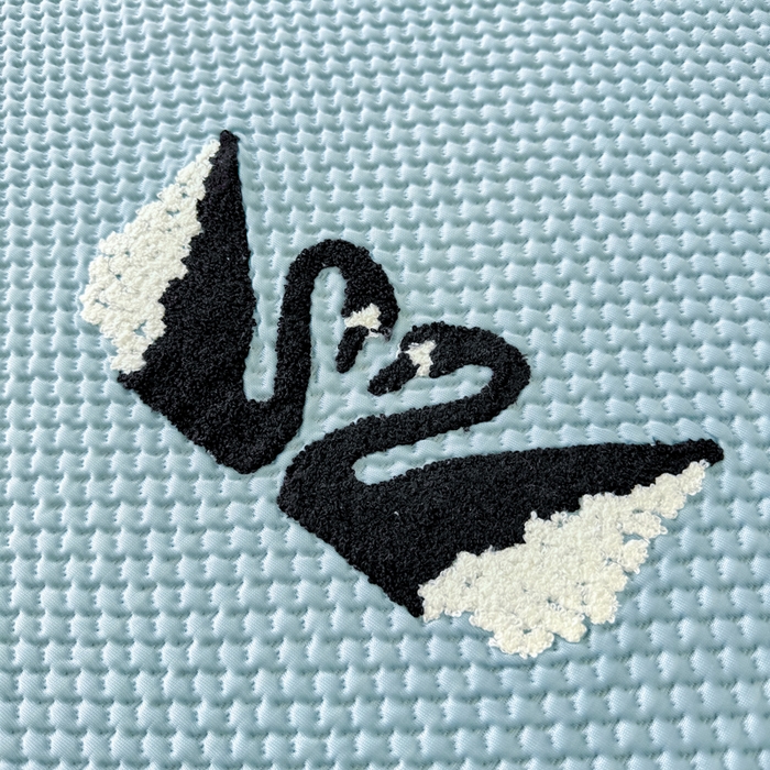 91家纺网 家纺一手货源 找家纺 恋佳居2025新款A类乙伦PE凉豆豆毛巾绣仙女风冰丝席 比翼双飞—蓝