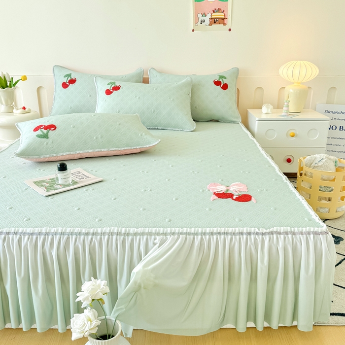 91家纺网 家纺一手货源 找家纺 恋佳居2025新款A类乙伦PE凉豆豆毛巾绣仙女风冰丝席 樱桃—豆绿