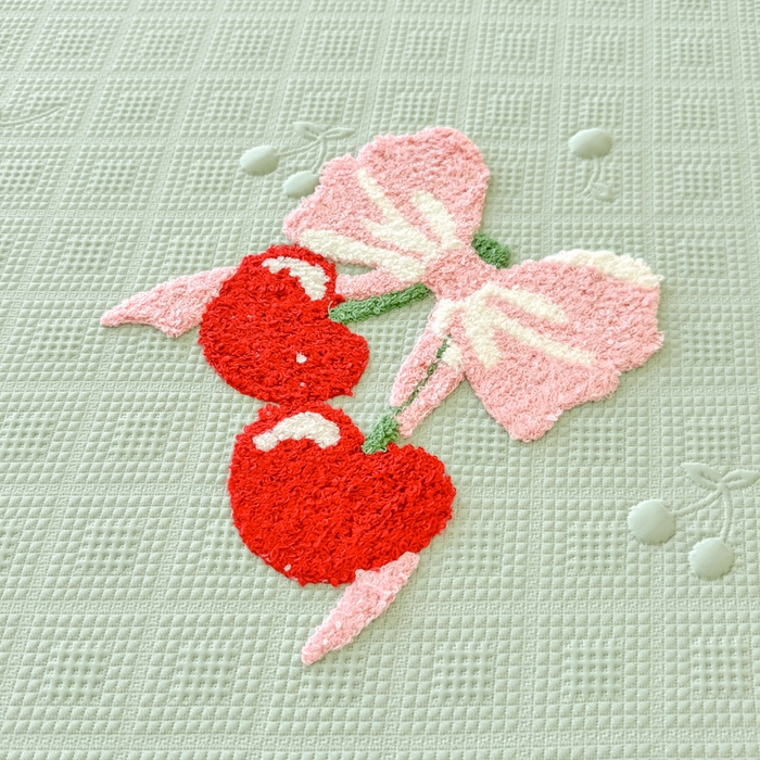 91家纺网 家纺一手货源 找家纺 恋佳居2025新款A类乙伦PE凉豆豆毛巾绣仙女风冰丝席 樱桃—豆绿