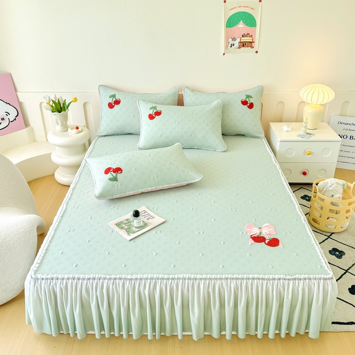 91家纺网 家纺一手货源 找家纺 恋佳居2025新款A类乙伦PE凉豆豆毛巾绣仙女风冰丝席 樱桃—豆绿