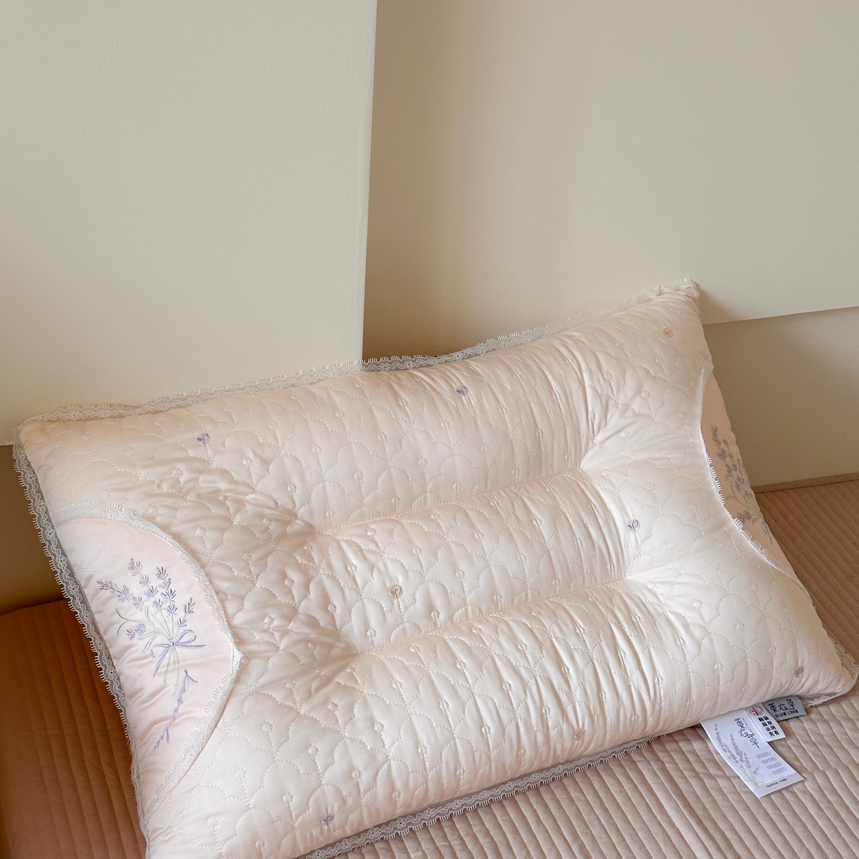 伟邦枕芯 2025新款韩式薰衣草护颈枕枕头枕芯 粉色 48x74cm/只