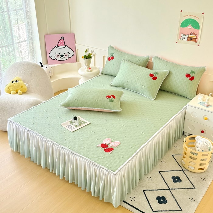 91家纺网 家纺一手货源 找家纺 恋佳居2025新款A类乙伦PE凉豆豆毛巾绣仙女风冰丝席 樱桃—绿