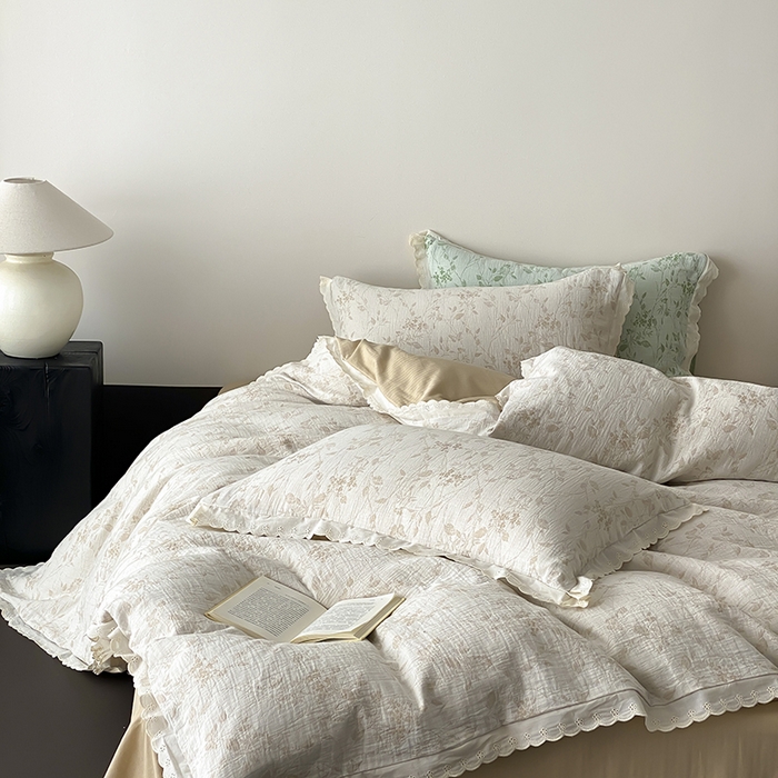 91家纺网 家纺一手货源 找家纺 梦享生活家居 2025新款双层纱花边四件套 羽叶米