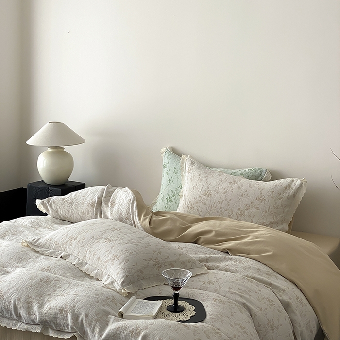 91家纺网 家纺一手货源 找家纺 梦享生活家居 2025新款双层纱花边四件套 羽叶米