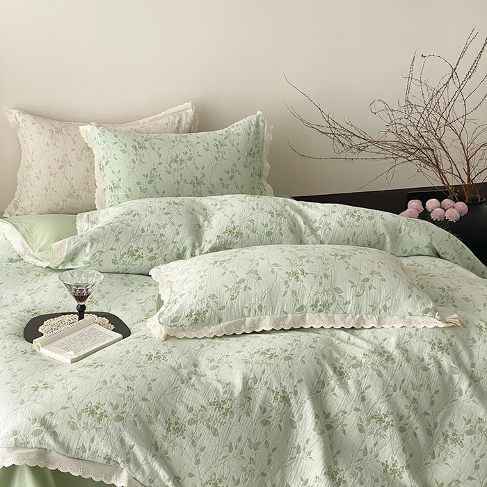 91家纺网 家纺一手货源 找家纺 梦享生活家居 2025新款双层纱花边四件套 羽叶绿