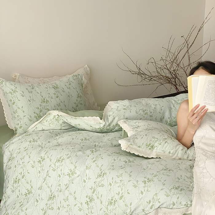 91家纺网 家纺一手货源 找家纺 梦享生活家居 2025新款双层纱花边四件套 羽叶绿