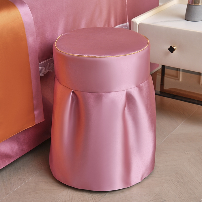 91家纺网 家纺一手货源 找家纺 莉人坊 2025新款高精密贵妃缎花边美床罩 贵妃缎花边粉色