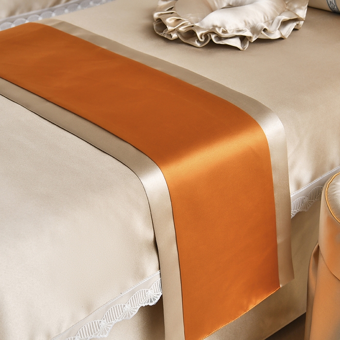 91家纺网 家纺一手货源 找家纺 莉人坊 2025新款高精密贵妃缎花边美床罩 贵妃缎花边米黄