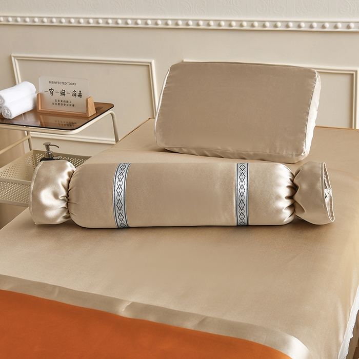 91家纺网 家纺一手货源 找家纺 莉人坊 2025新款高精密贵妃缎花边美床罩 贵妃缎花边米黄