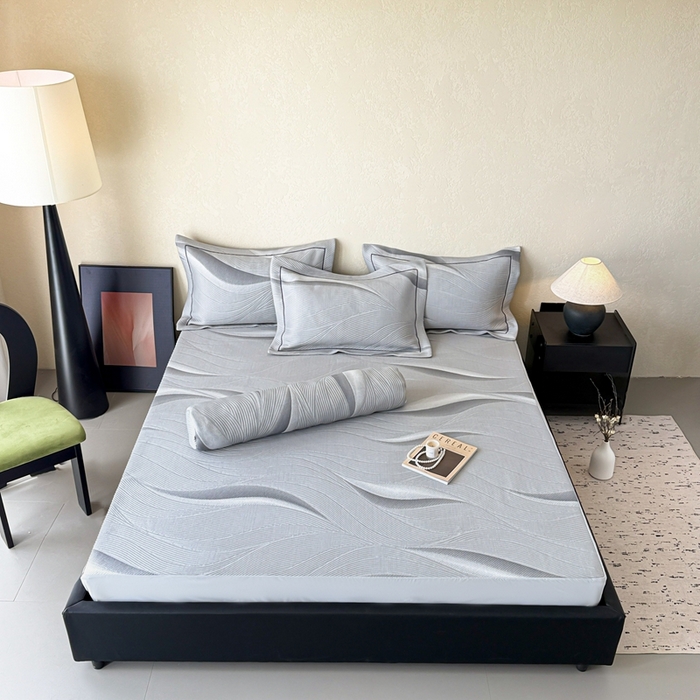 91家纺网 家纺一手货源 找家纺 若未家居 LOVEWE HOUSE 2025新款800克进口高分子100%乙纶PE冷凝凉感软席凉席渐变色织提花系列床笠-床笠款 月牙-灰