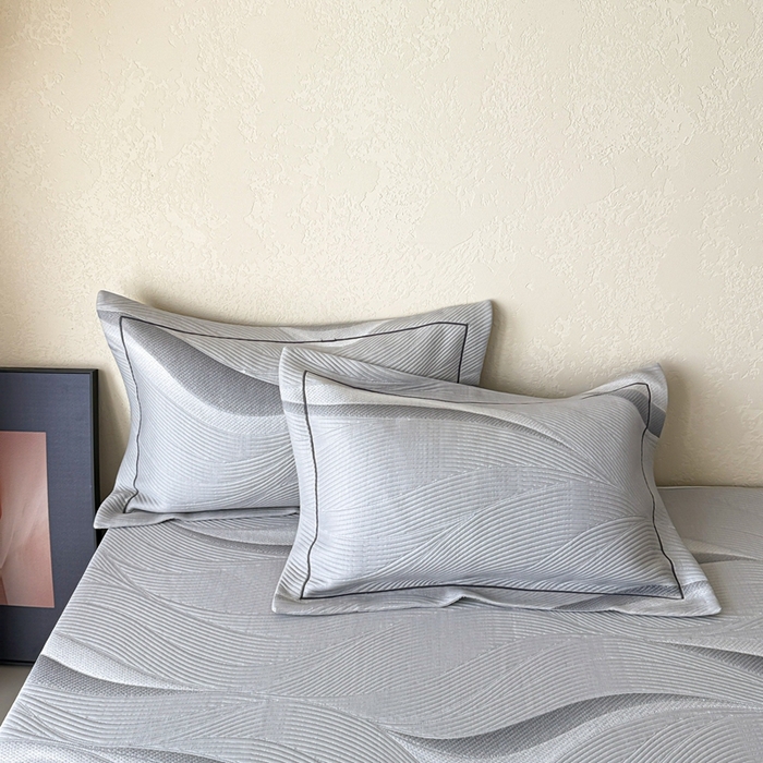 91家纺网 家纺一手货源 找家纺 若未家居 LOVEWE HOUSE 2025新款800克进口高分子100%乙纶PE冷凝凉感软席凉席渐变色织提花系列床笠-床笠款 月牙-灰