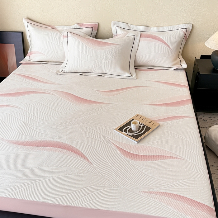 91家纺网 家纺一手货源 找家纺 若未家居 LOVEWE HOUSE 2025新款800克进口高分子100%乙纶PE冷凝凉感软席凉席渐变色织提花系列床笠-床笠款 月牙-粉