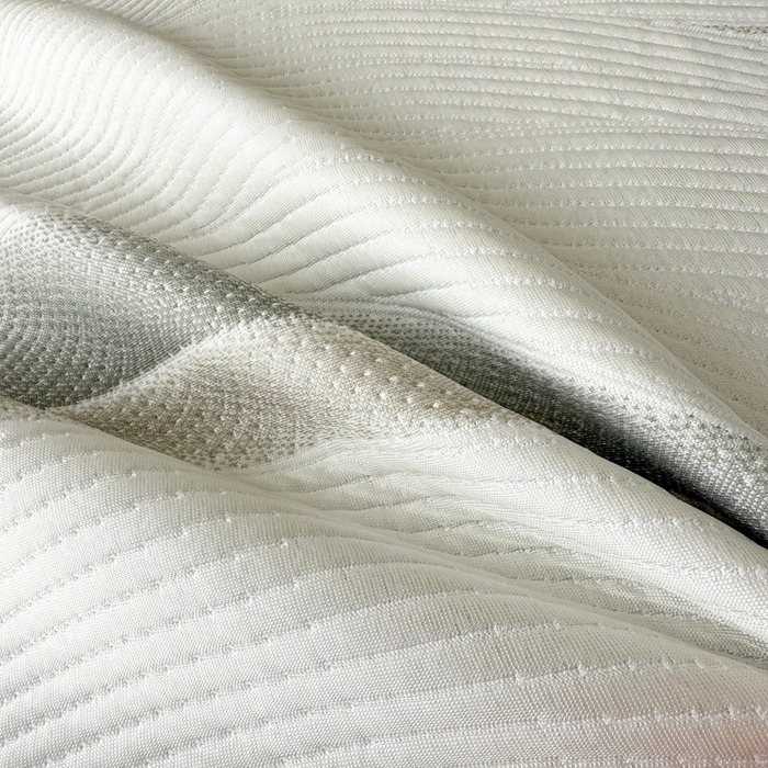 91家纺网 家纺一手货源 找家纺 若未家居 LOVEWE HOUSE 2025新款800克进口高分子100%乙纶PE冷凝凉感软席凉席渐变色织提花系列床笠-床笠款  月牙-白